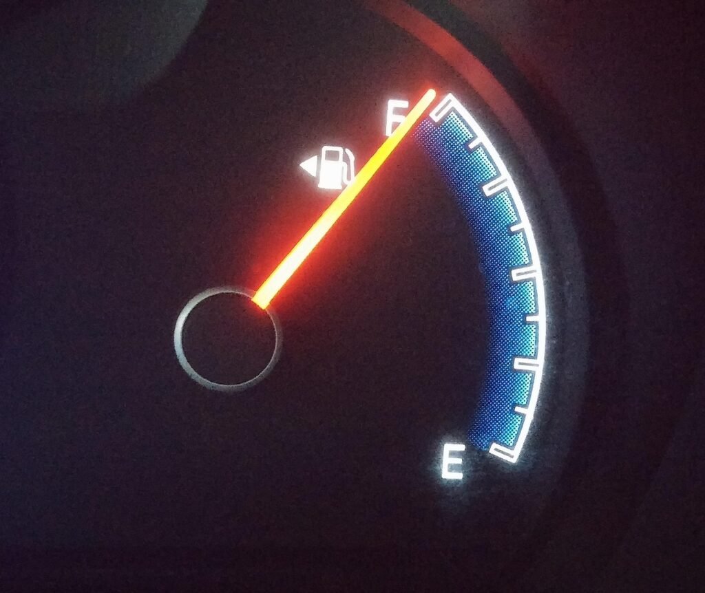 fuel gauge, fuel light, fuel tank, full tank, needle, pump, gasoline, fueling, fill, car, dashboard, fuel gauge, fuel gauge, fuel gauge, fuel gauge, fuel gauge, fuel tank, full tank, full tank, full tank, full tank